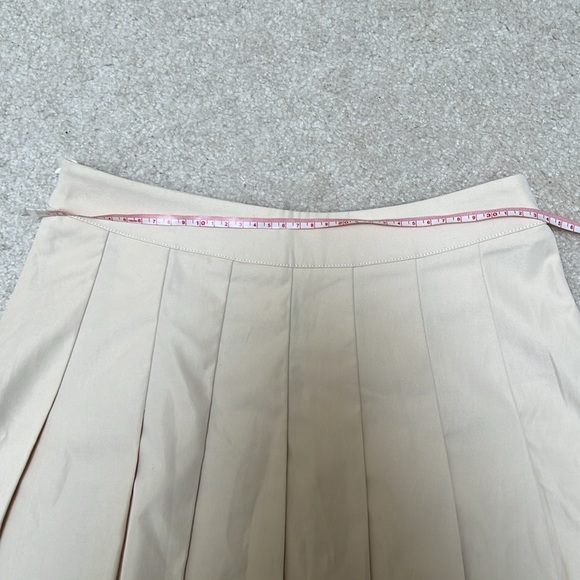 High Waist Solid Pleated Skirt Beige - Picture 8 of 9